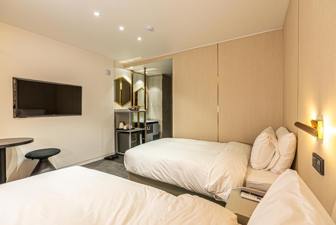 Hotel The Grang Seogwipo Luaran gambar