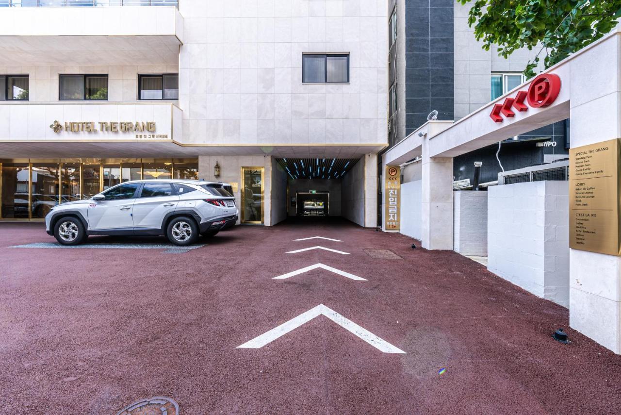 Hotel The Grang Seogwipo Luaran gambar