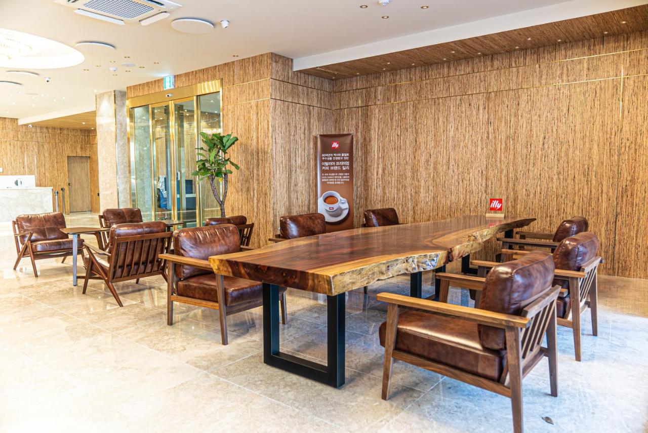 Hotel The Grang Seogwipo Luaran gambar
