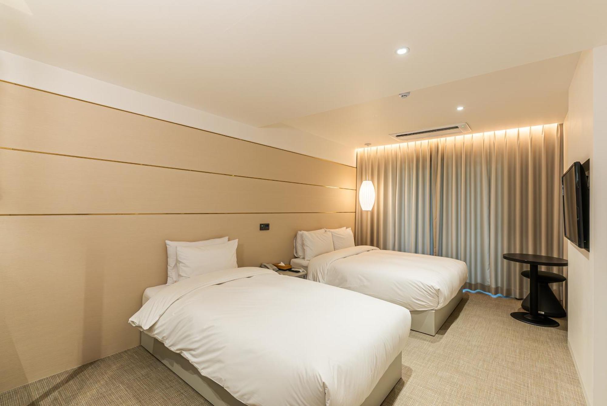 Hotel The Grang Seogwipo Luaran gambar