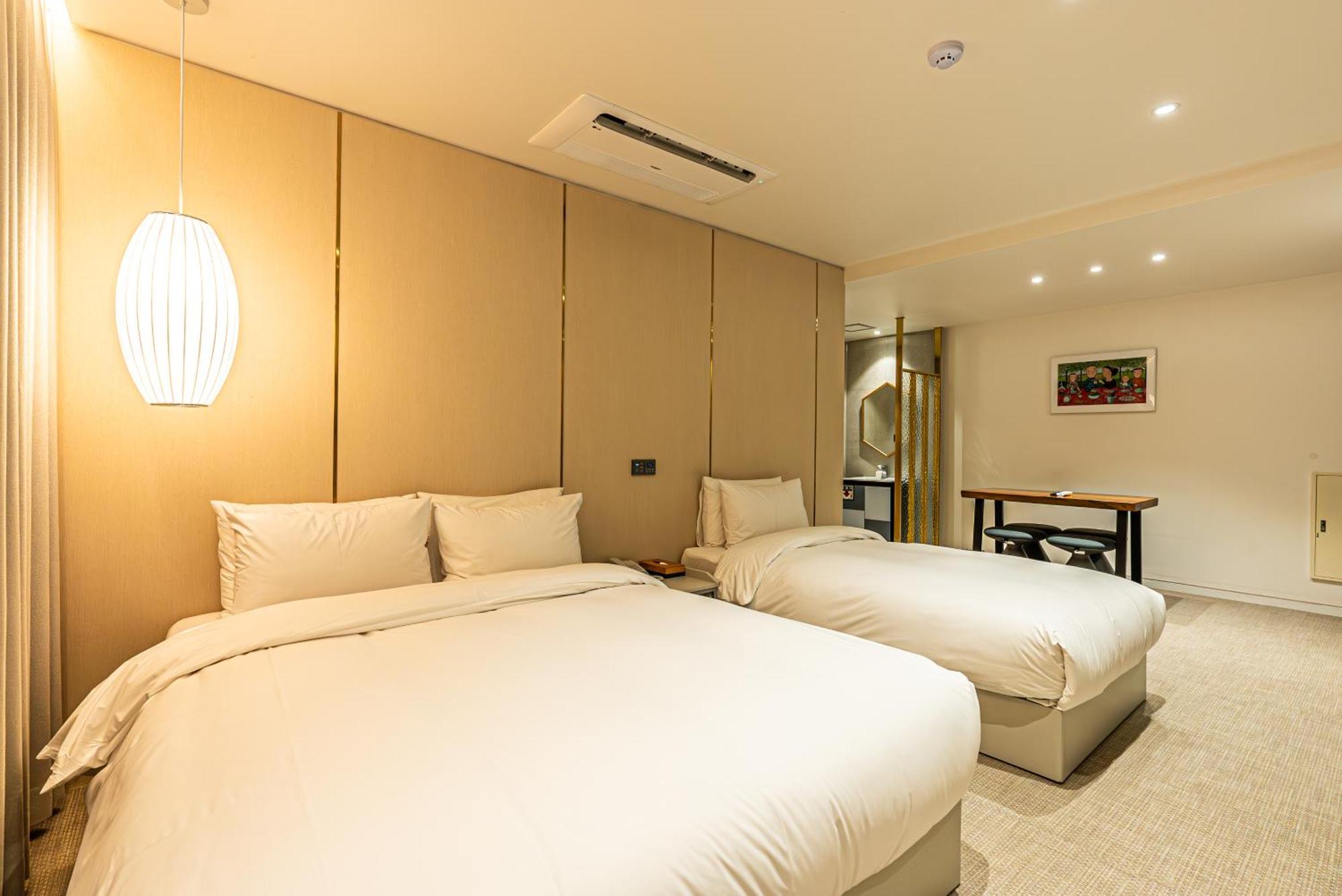 Hotel The Grang Seogwipo Luaran gambar