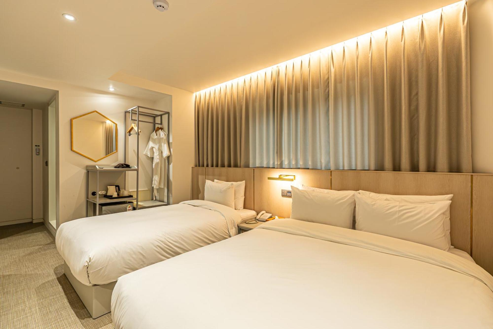 Hotel The Grang Seogwipo Luaran gambar