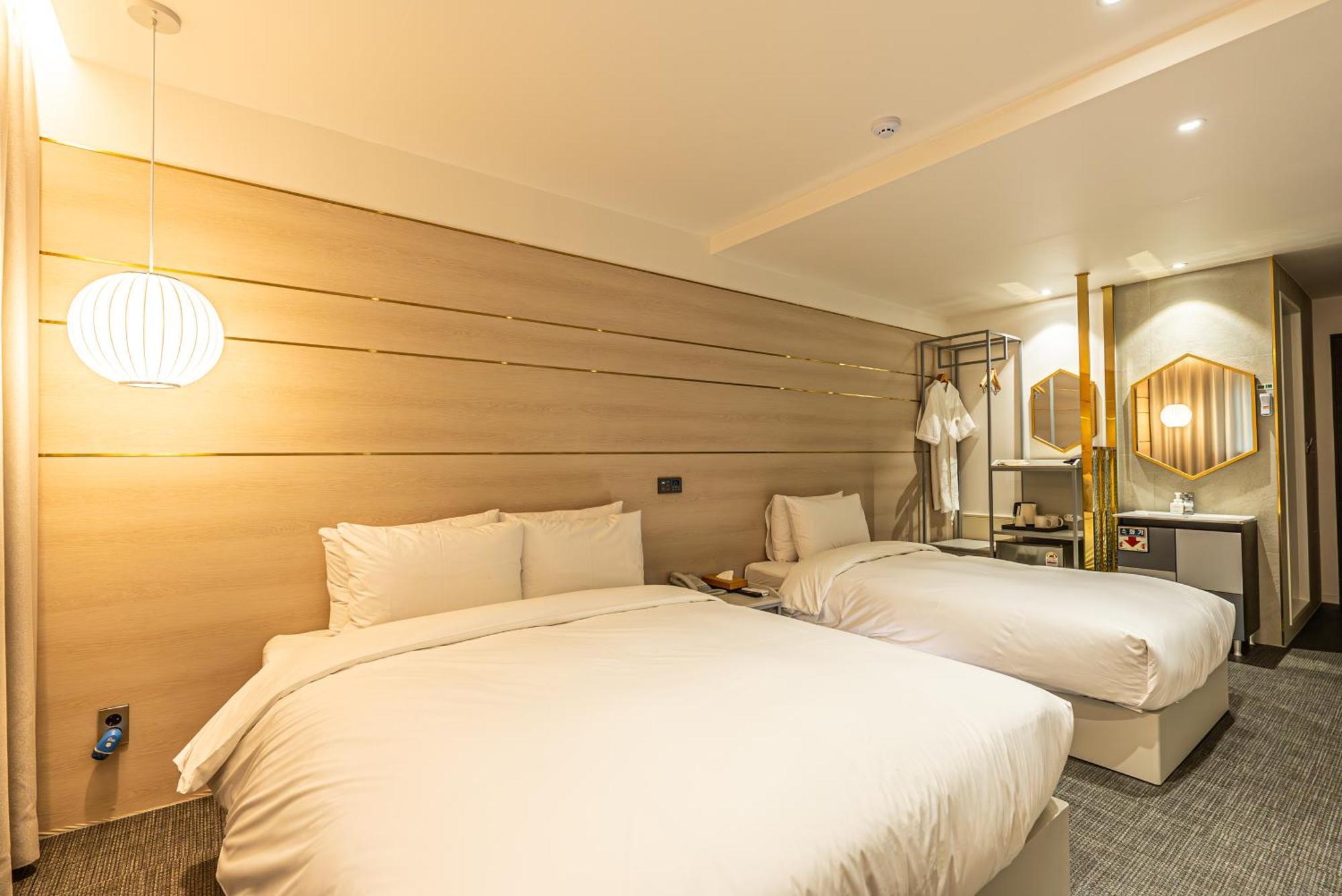 Hotel The Grang Seogwipo Luaran gambar
